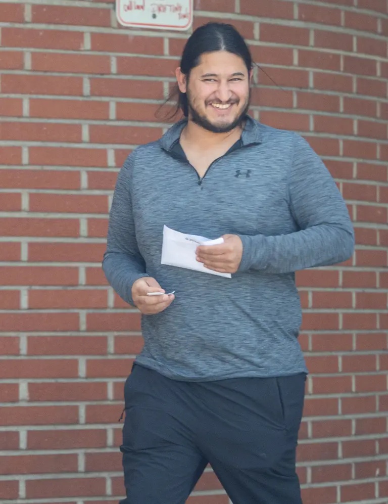 20亿美元彩票头奖得主，买洛杉矶山火中被烧毁的土地进行重建