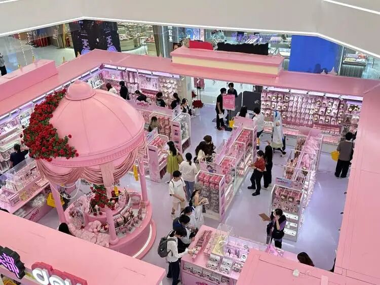 年轻人社交新方式：网约 “搭子” 逛展观赛，精准陪伴，又互不深交