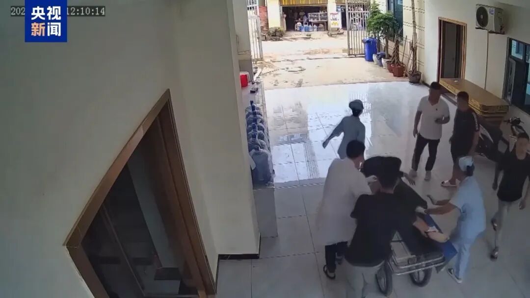 小黑屋墙壁按下“血手印”、遍布“正字”和数字……央视曝光缅北徐老发案细节