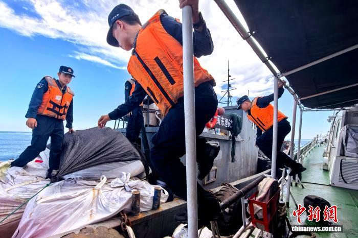 福建漳州海警连续查获2起走私案件 福建漳州海警连续查获2起走私案件