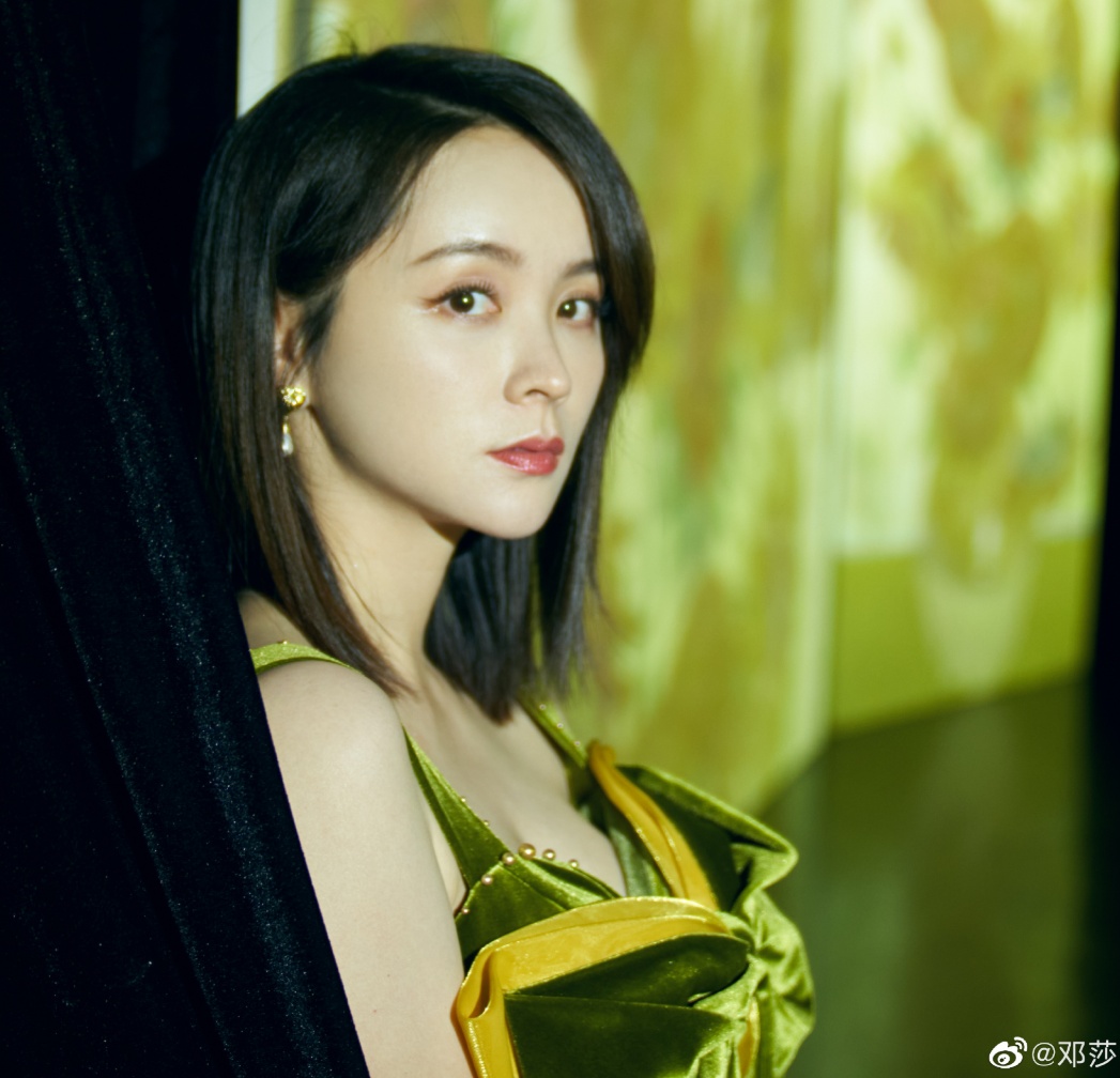 女演员自曝“丧偶式婚姻”，已是半分居状态，年长18岁丈夫评价她“最大的付出是生儿子”