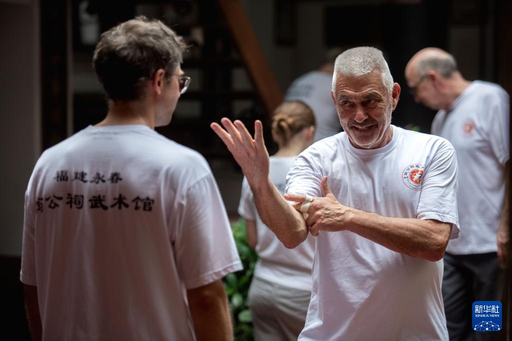 福建永春：“洋弟子”万里寻根永春白鹤拳