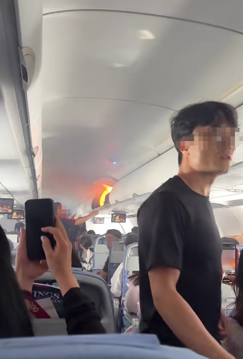CA139航班空中起火紧急备降上海，官方通报