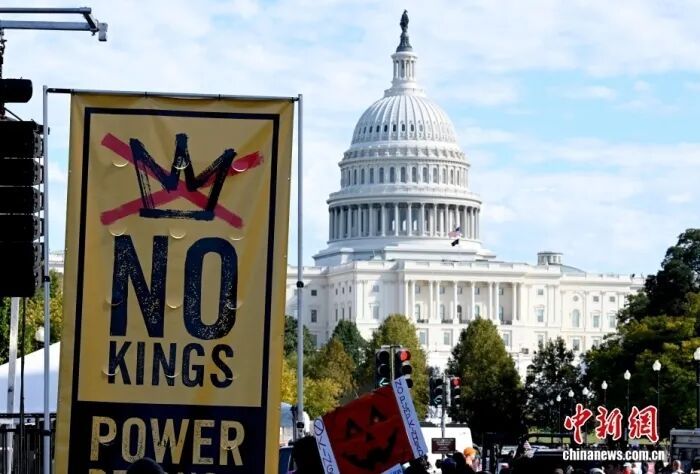 全美爆发大规模抗议 全美爆发大规模抗议