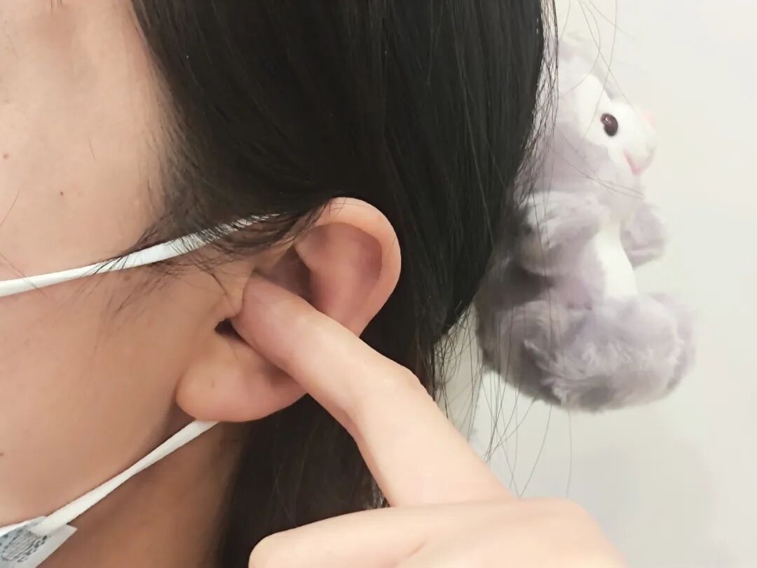 耳朵竟是心脏的“警报器”！医生：这种听不清，或是大病信号