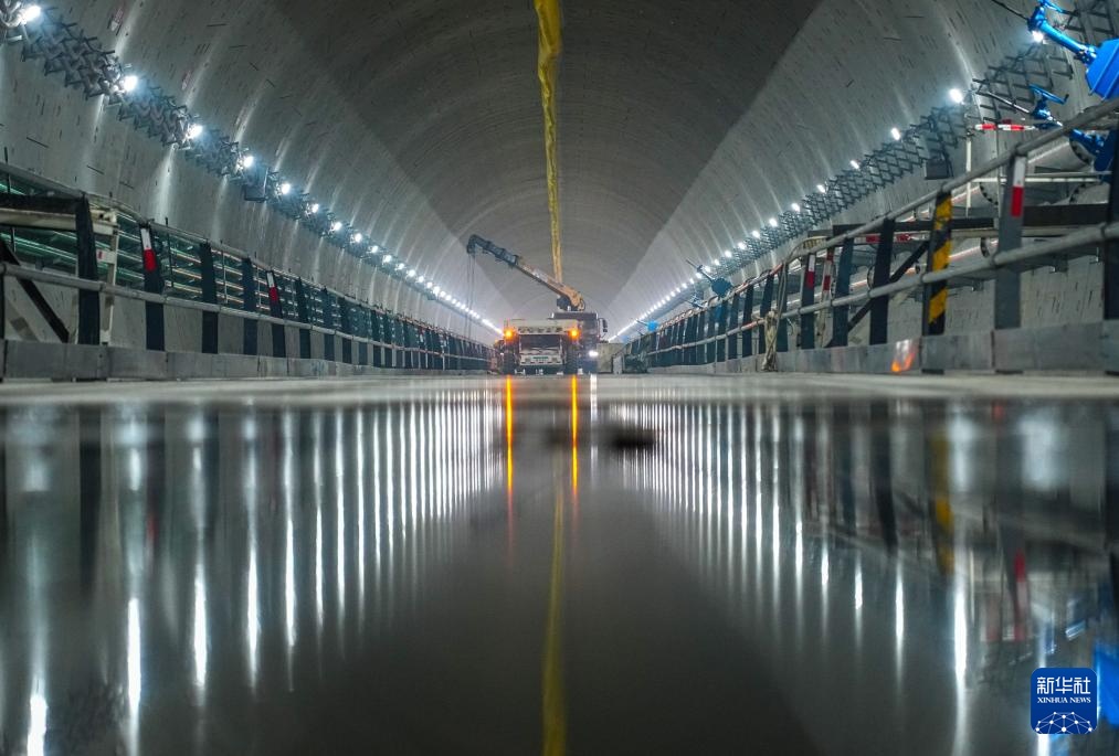 山东：济南航天大道黄河隧道南线盾构掘进突破2000米