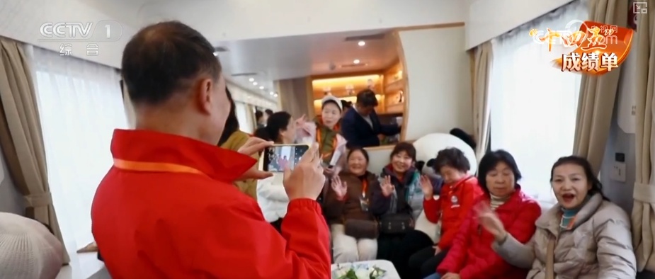 乐享最美“夕阳红”!普惠、优质、智慧养老服务为银发族兜牢稳稳幸福 乐享最美“夕阳红”!普惠、优质、智慧养老服务为银发族兜牢稳稳幸福