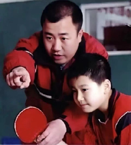 马龙、梁靖崑等比例长大