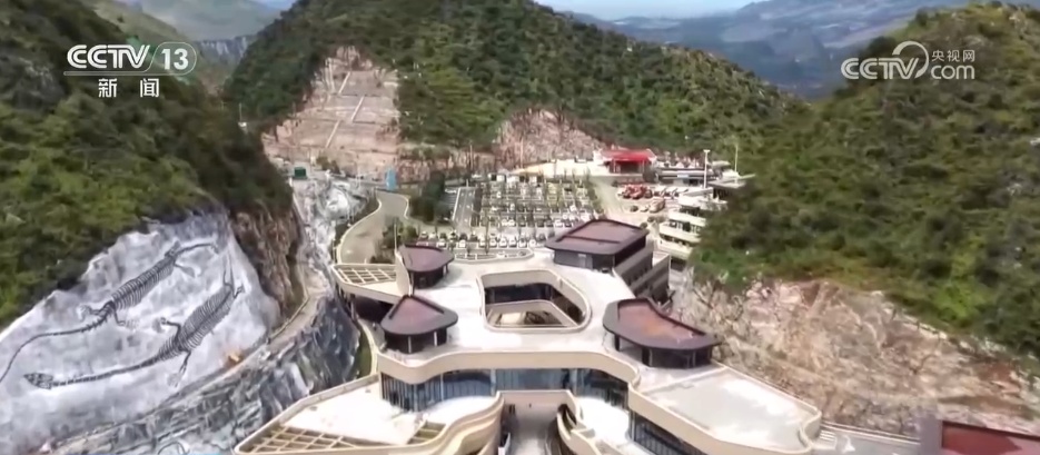 小乡村变身“网红打卡地” 超级工程成为当地文旅新名片 小乡村变身“网红打卡地” 超级工程成为当地文旅新名片