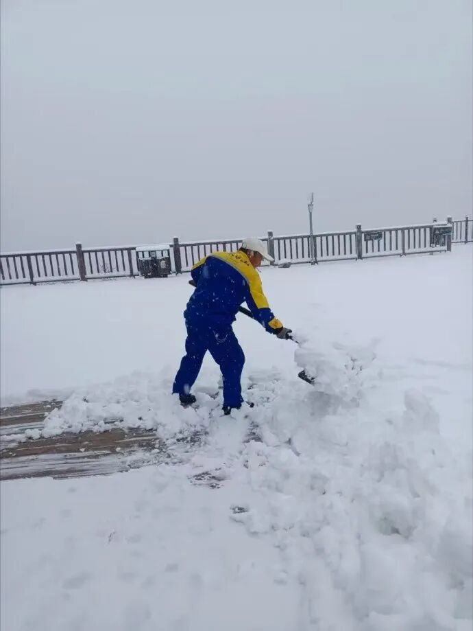 陕西一地下雪了！气温持续下降，最低-8℃！