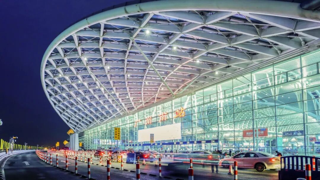 17趟列车同时检票！最忙高铁站上演“名场面”……