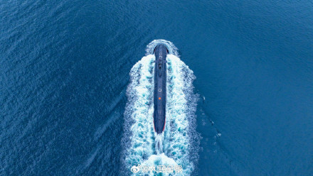 潜艇训练九宫格大片 潜艇训练九宫格大片