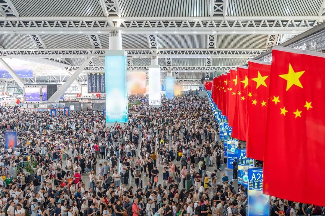 17趟列车同时检票！最忙高铁站上演“名场面”……