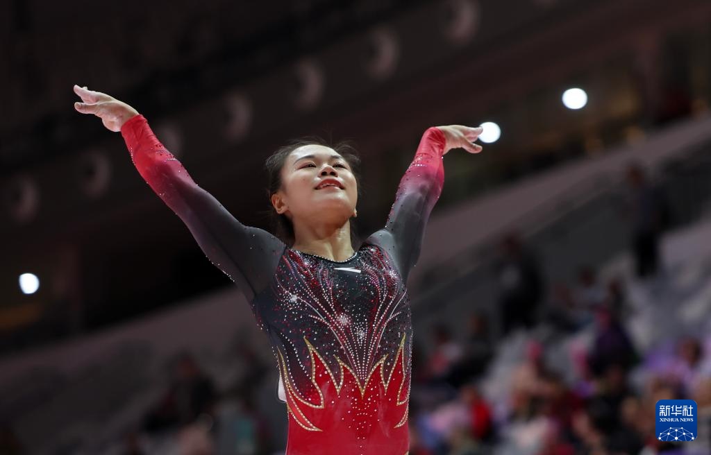 体操世锦赛:中国队亮相女子资格赛 体操世锦赛:中国队亮相女子资格赛