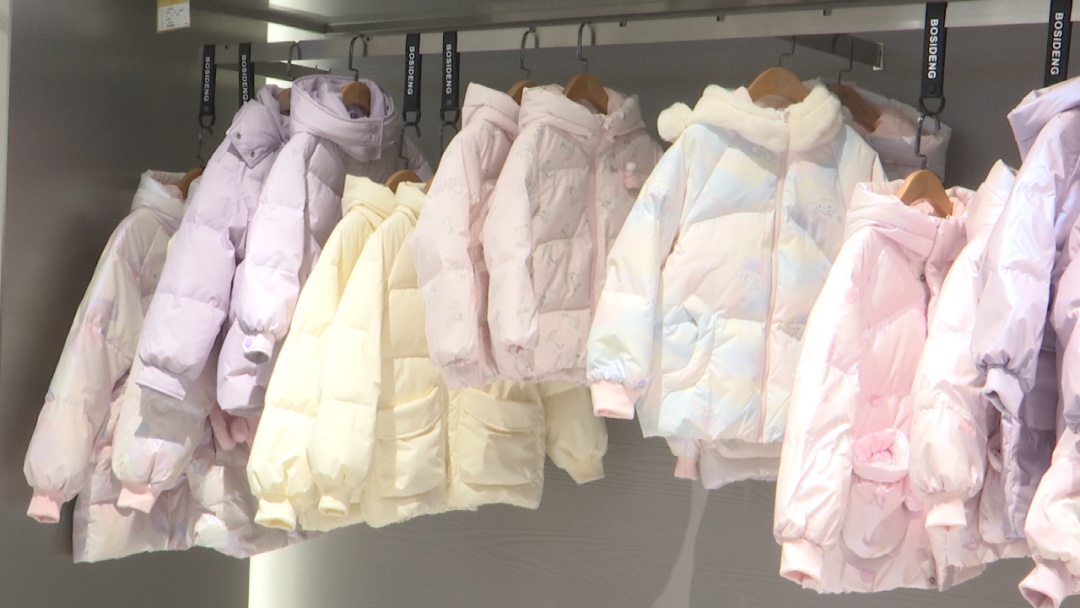 “300元以下基本买不到真羽绒服”上热搜！真的吗？