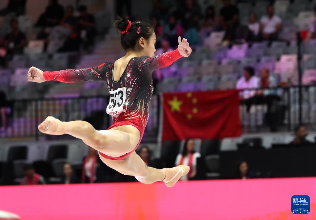 体操世锦赛:中国队亮相女子资格赛 体操世锦赛:中国队亮相女子资格赛