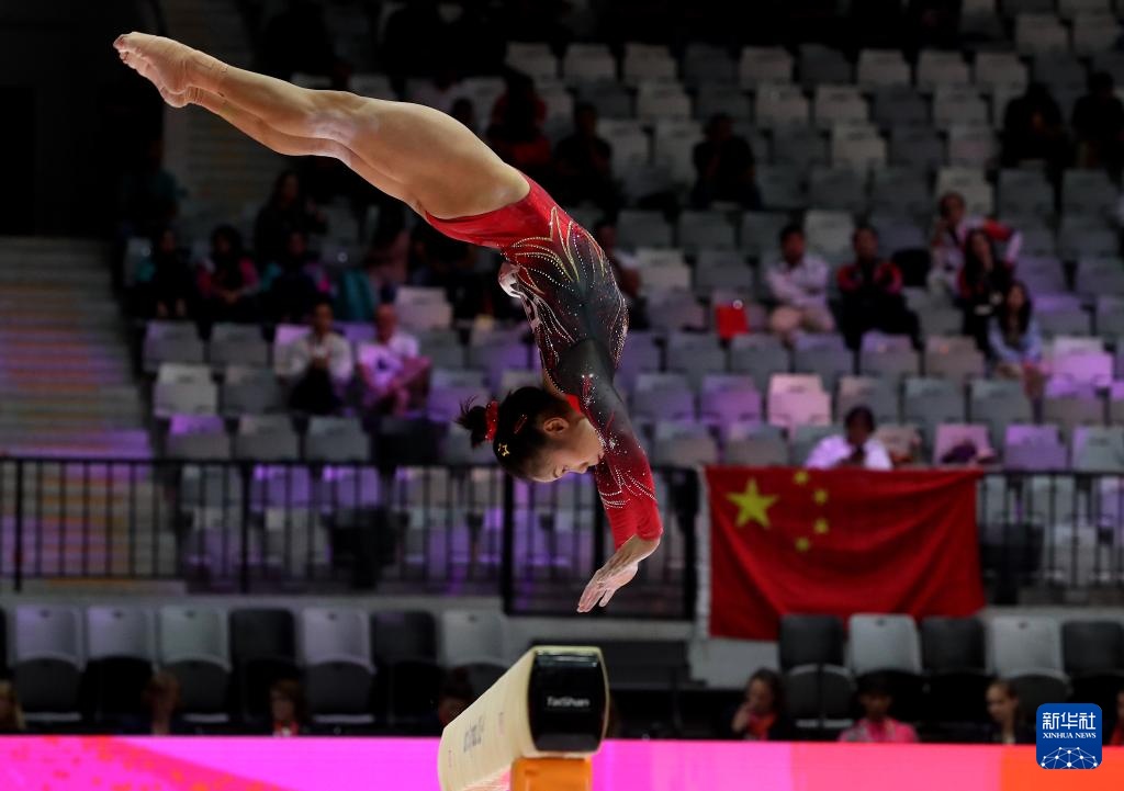 体操世锦赛:中国队亮相女子资格赛 体操世锦赛:中国队亮相女子资格赛