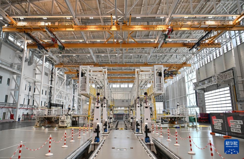 空客亚洲第二条A320系列飞机总装线在天津投产 空客亚洲第二条A320系列飞机总装线在天津投产