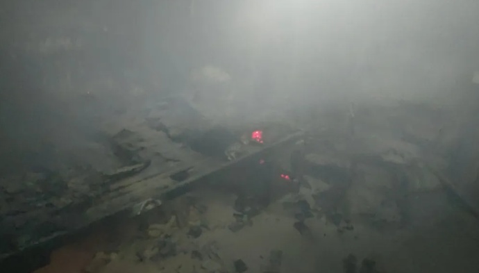 大火吞噬民房,约10万元家当“葬身火海”!这5个征兆点醒你 大火吞噬民房,约10万元家当“葬身火海”!这5个征兆点醒你