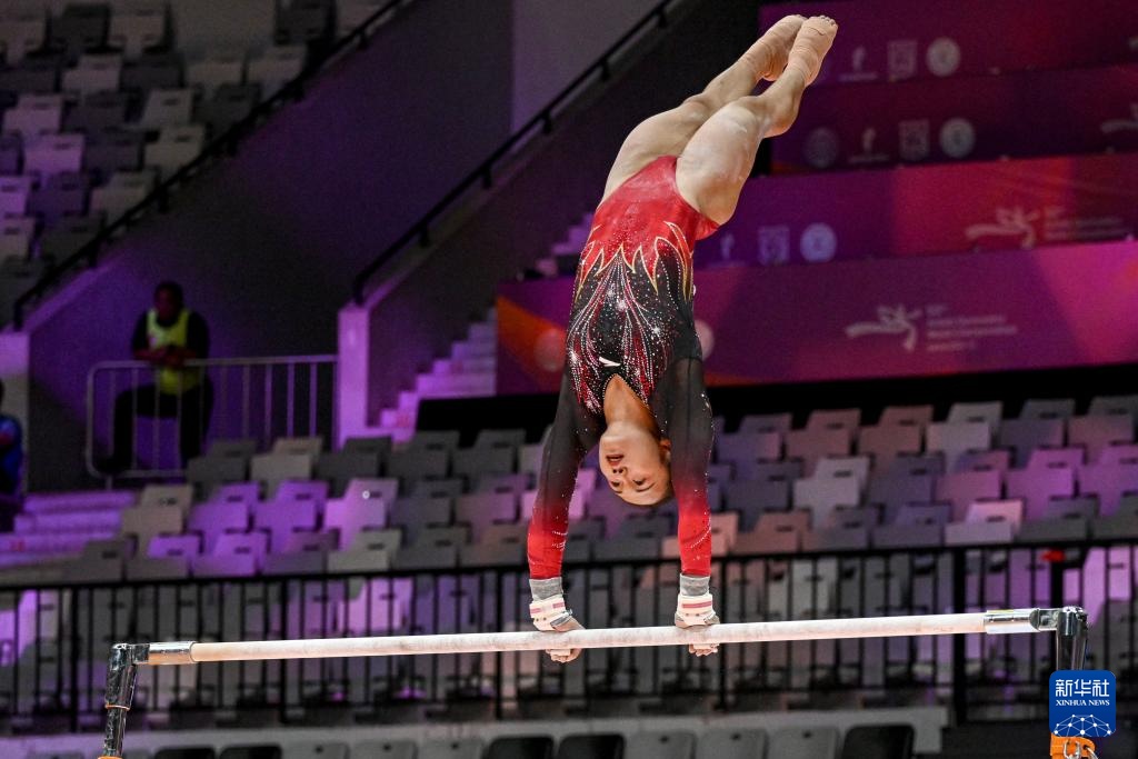 体操世锦赛:中国队亮相女子资格赛 体操世锦赛:中国队亮相女子资格赛