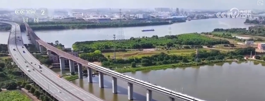 从“线”到“网”跃升!保民生促发展 粤港澳大湾区交通网越织越密 从“线”到“网”跃升!保民生促发展 粤港澳大湾区交通网越织越密