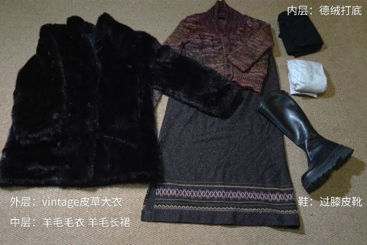 羽绒服里穿薄点才暖和!一个超简单的穿搭技巧,快收藏 羽绒服里穿薄点才暖和!一个超简单的穿搭技巧,快收藏