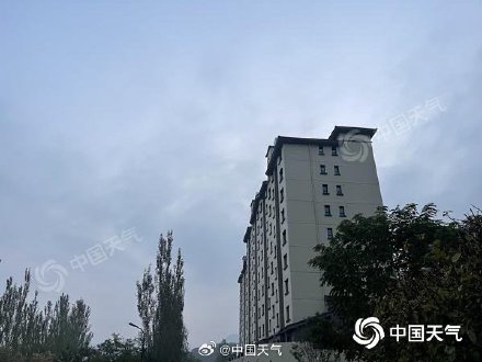 今明天北京有小雨山区或现雨夹雪 早晚气温较低注意保暖 今明天北京有小雨山区或现雨夹雪 早晚气温较低注意保暖