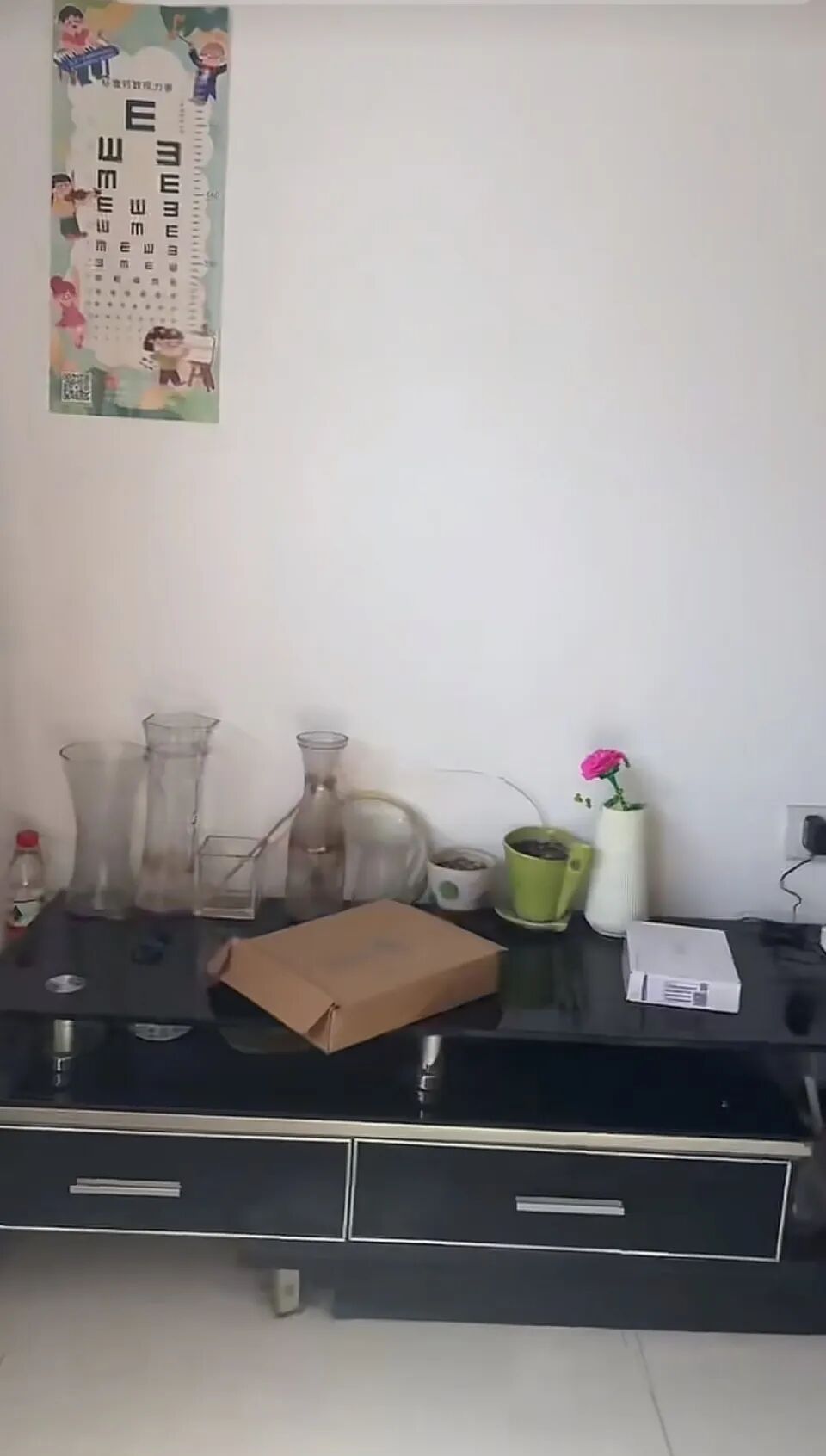 男子戴眼镜10余年,结果发现不是真近视!咋回事? 男子戴眼镜10余年,结果发现不是真近视!咋回事?