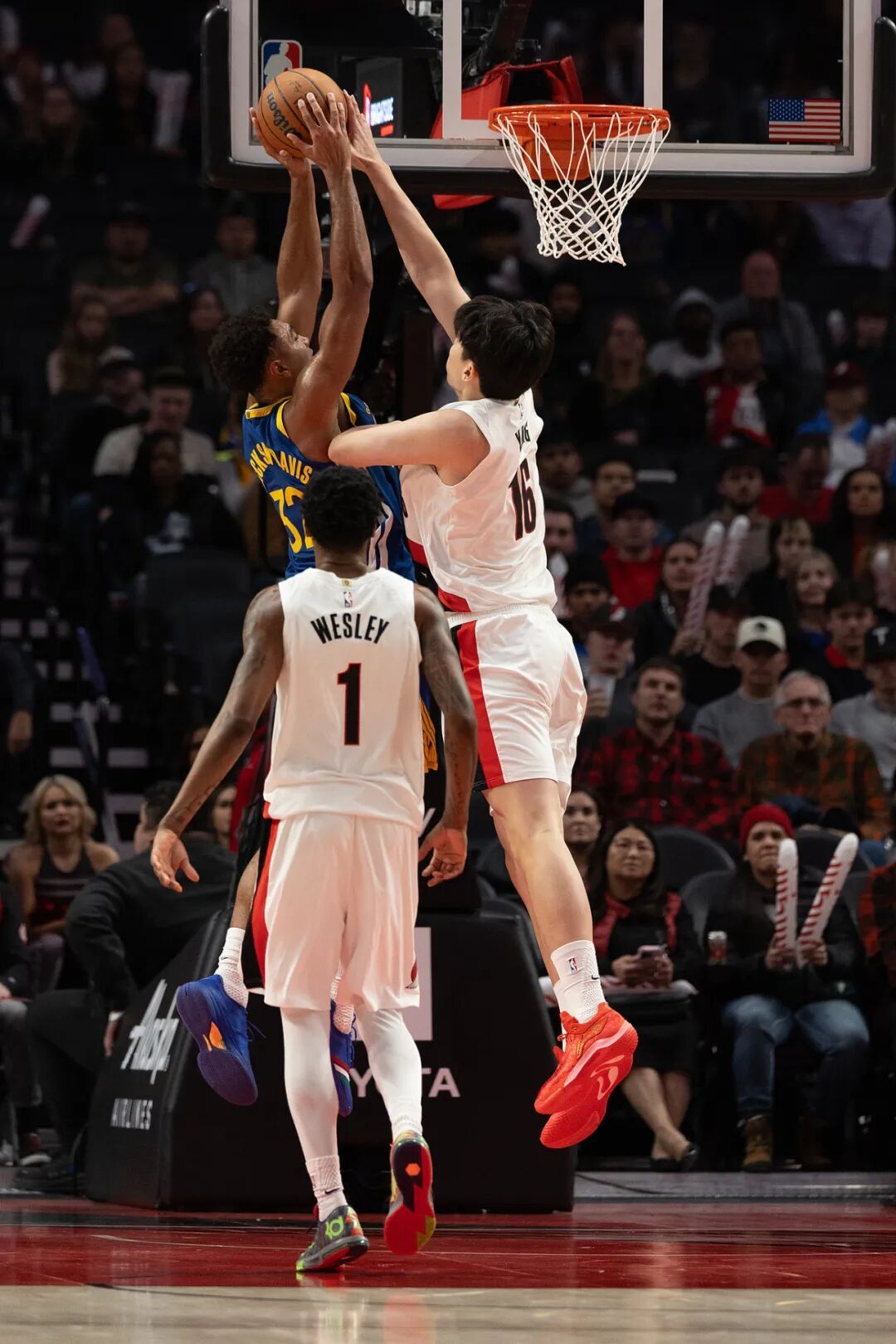 暴扣+火锅!杨瀚森常规赛首胜! 暴扣+火锅!杨瀚森常规赛首胜!