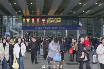 铁路12306新增电话订票服务 单笔购票数量上限调至19张 铁路12306新增电话订票服务 单笔购票数量上限调至19张