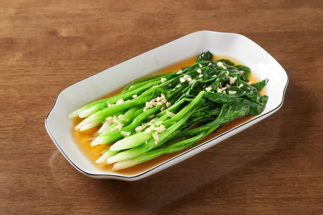 下馆子吃饭总口渴,真正原因是它—— 下馆子吃饭总口渴,真正原因是它——