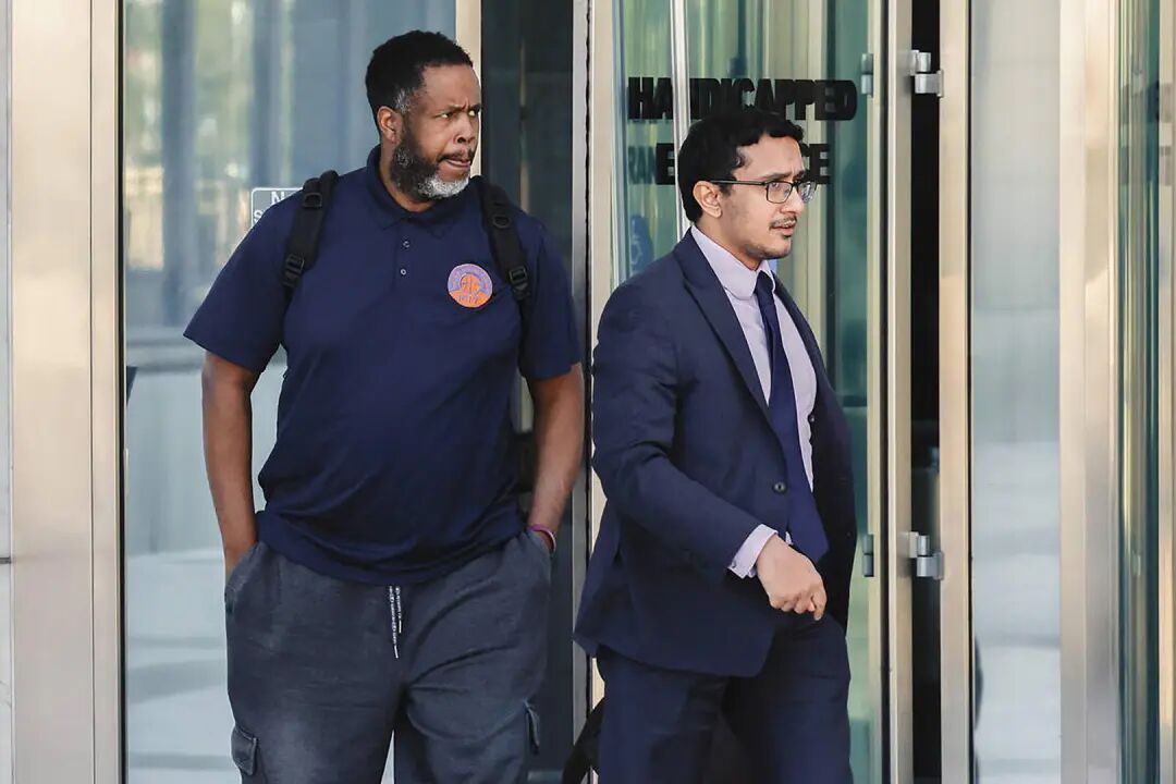 NBA被曝“史上最大规模”赌博案!多名球员及教练被调查 NBA被曝“史上最大规模”赌博案!多名球员及教练被调查