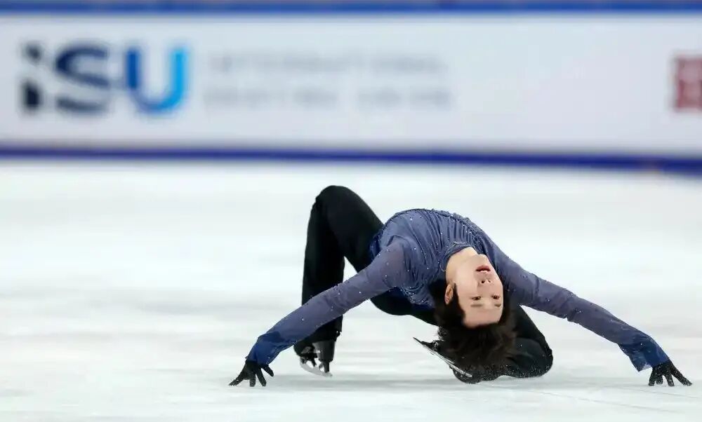 【花滑中国杯】哈籍冬奥冠军隋文静/韩聪复出首秀摘铜! 【花滑中国杯】哈籍冬奥冠军隋文静/韩聪复出首秀摘铜!