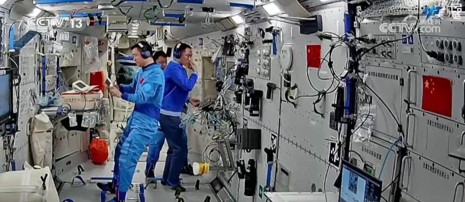 神舟二十一号整装待发 神舟二十号乘组“太空实验+返前准备”双推进