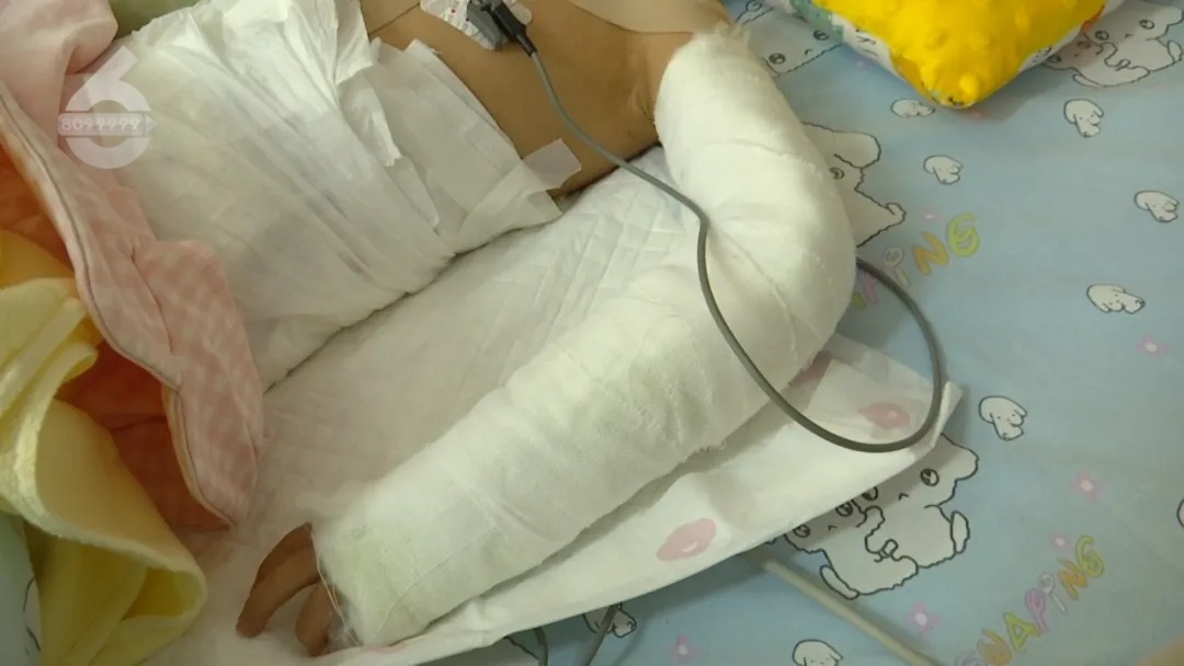 惊险！5岁女童从23楼坠落，奇迹生还！