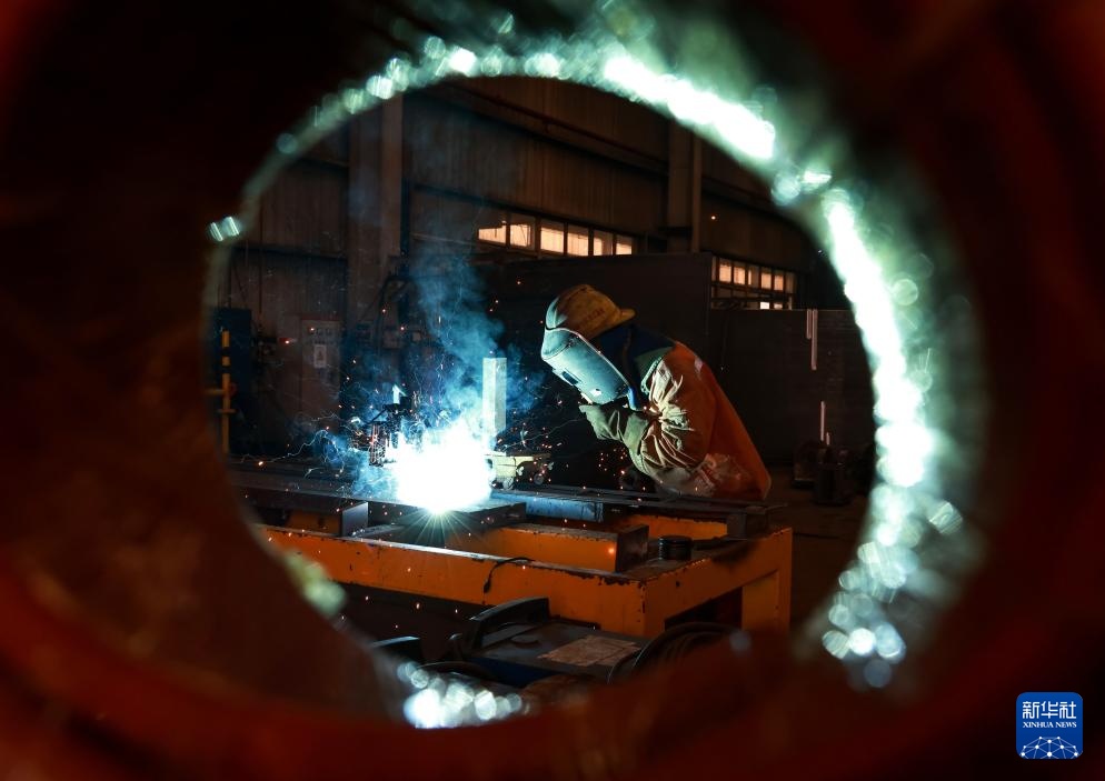 前三季度全国规模以上工业企业利润增长3.2%