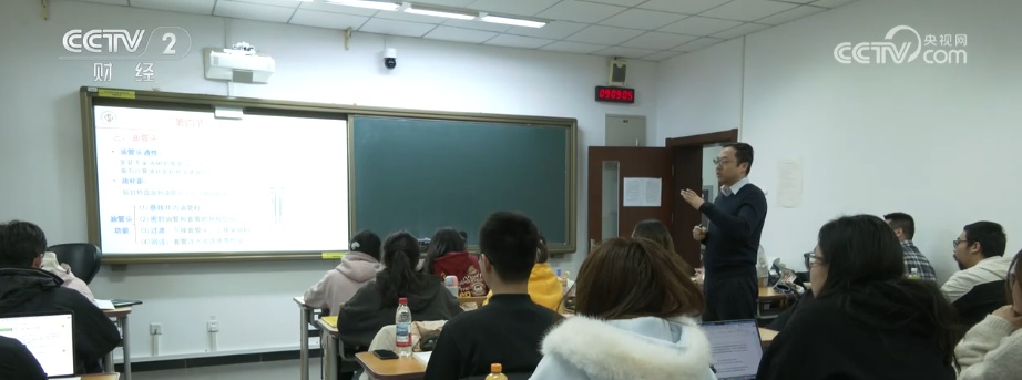 产学研融合高校科研“接地气” 打破学科壁垒为毕业生开拓全新职业蓝海