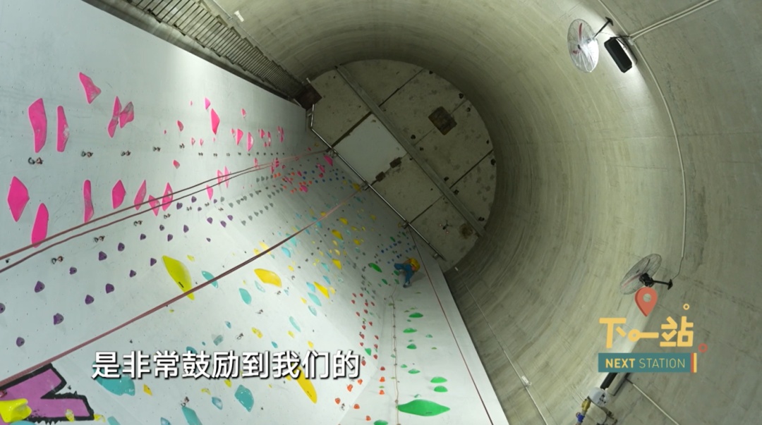 64岁攀岩圈大佬、50岁无人机飞手...上海这群老人逆天了~ 64岁攀岩圈大佬、50岁无人机飞手...上海这群老人逆天了~