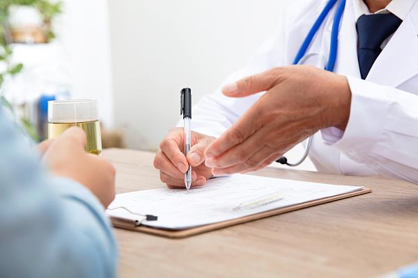 这种癌症,老年男性高发,早期症状隐蔽!这些危险信号别忽视→ 这种癌症,老年男性高发,早期症状隐蔽!这些危险信号别忽视→