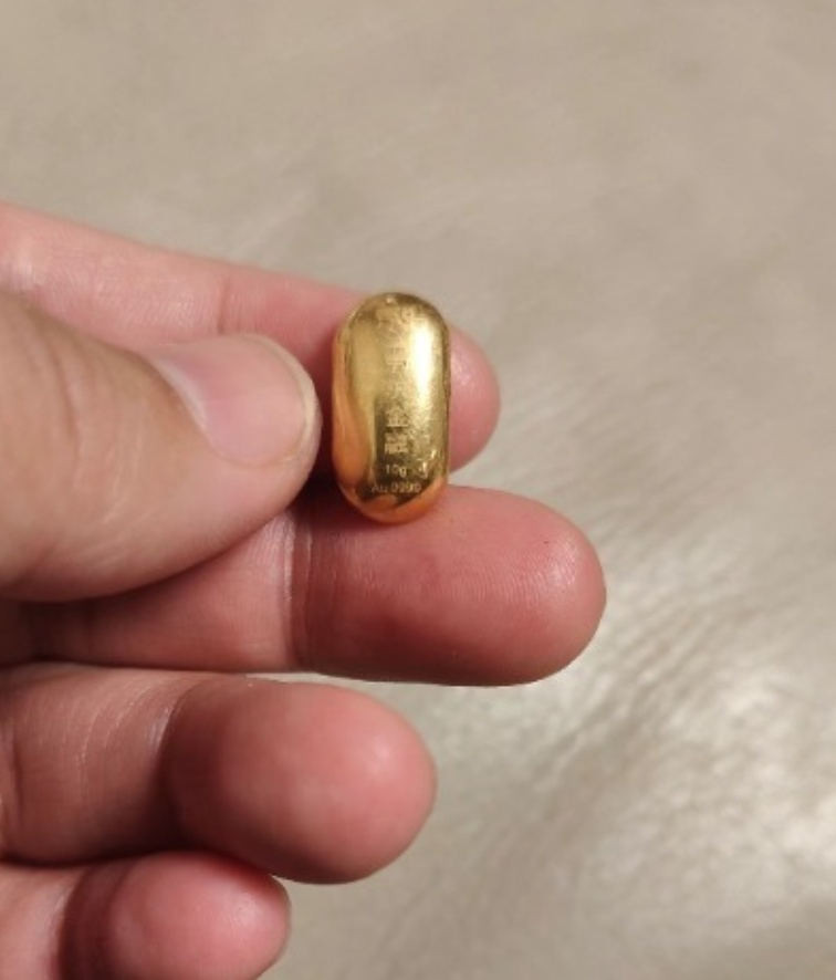 真吞金兽!男童误吞10克金豆6天后排出,妈妈天天叮嘱他不要在外面上厕所 真吞金兽!男童误吞10克金豆6天后排出,妈妈天天叮嘱他不要在外面上厕所