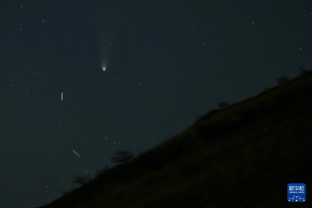 北马其顿：拍摄莱蒙彗星