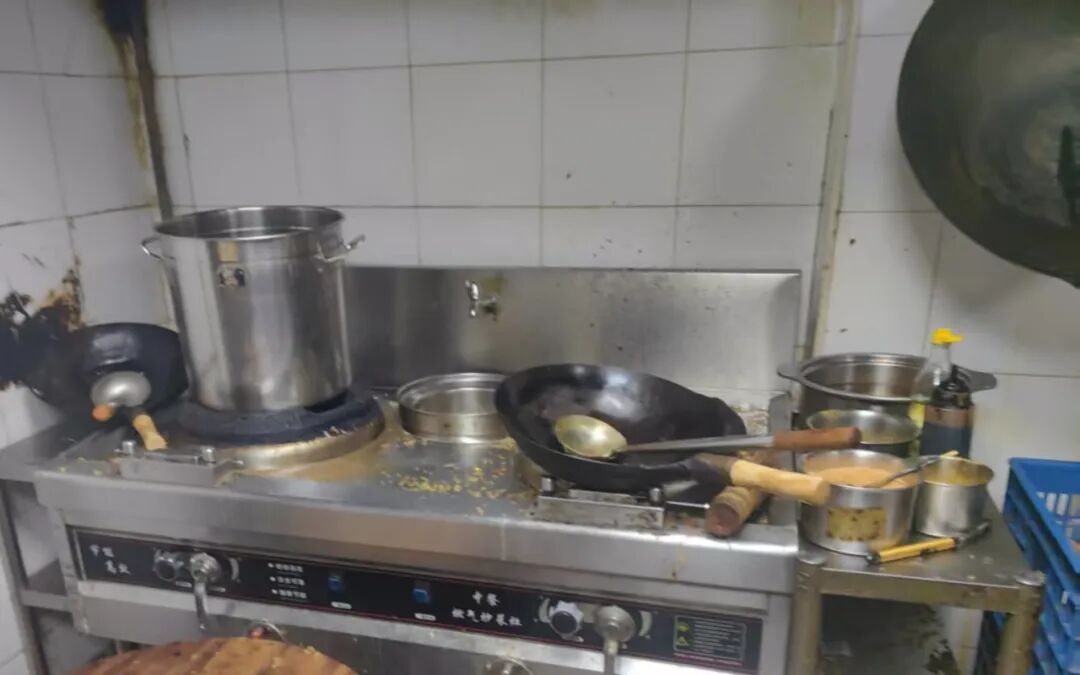 吓懵了！潜伏身边的“幽灵外卖”，可能就是你常点的那一家！有关部门出手了……