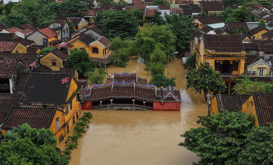 越南中部洪水已致9人死亡