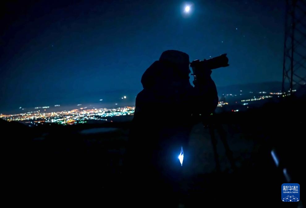 北马其顿：拍摄莱蒙彗星