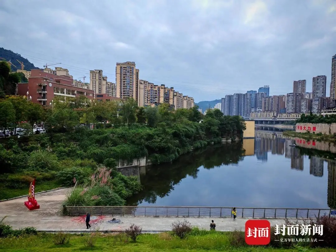 听见有人喊“救命”，他冲向现场！消防员苟俊不幸去世，年仅34岁