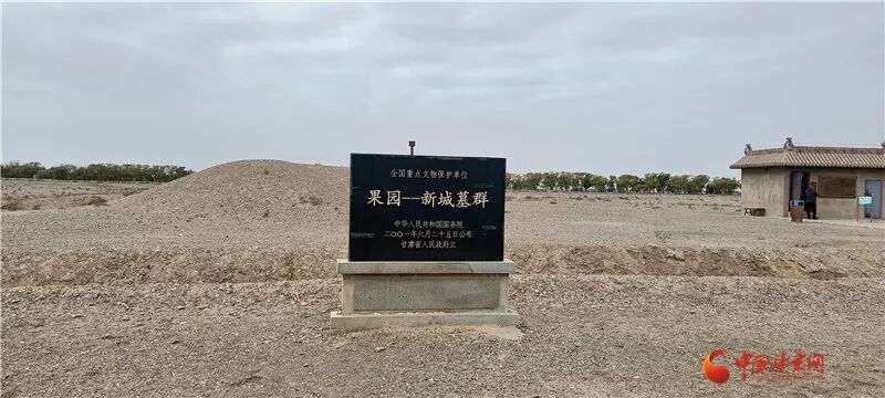 何以中国·壁画里的中国｜嘉峪关“地下画廊”再现千年烟火