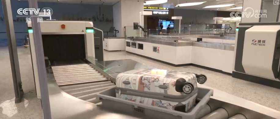 “3座航站楼+5条跑道”“智慧+文化”，亮点拉满！多视角解锁这座大型航空枢纽