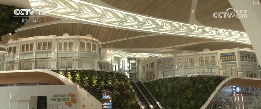 “3座航站楼+5条跑道”“智慧+文化”，亮点拉满！多视角解锁这座大型航空枢纽