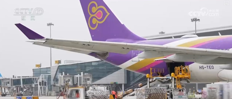 “3座航站楼+5条跑道”“智慧+文化”，亮点拉满！多视角解锁这座大型航空枢纽