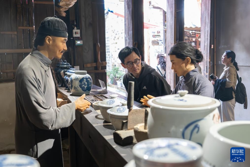 湖北羊楼洞：老街焕新打造特色旅游体验